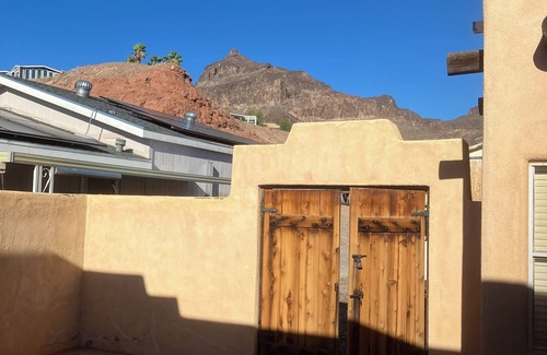 Parker Strip House | Beautiful climate controlled home feet from theColorado River in Parker!