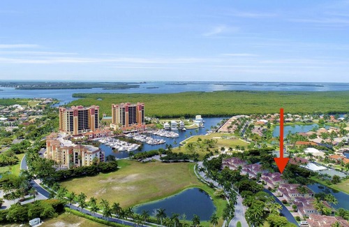 Cape Harbour Condo | Beautiful Coach Home at Cape Harbour - A Yachting Community