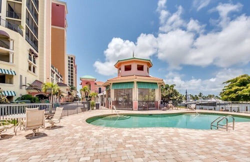 Cape Harbour Condo | Beautiful Coach Home at Cape Harbour - A Yachting Community