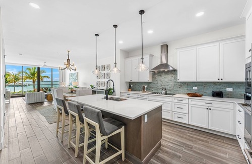 Melbourne Beach Condo | Beautiful Coastal Condo: Stunning Riverfront Views & Resort Amenities!