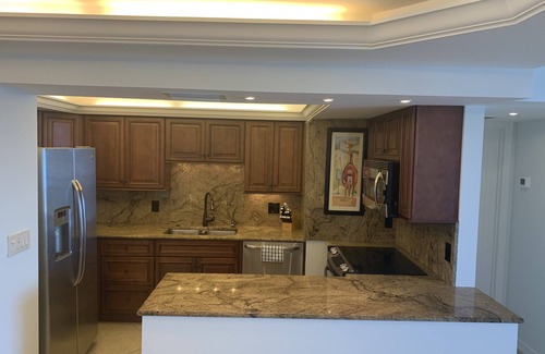 Park Shore Condo | Beautiful coastal condo directly on the beach. Naples Continental. NO PETS.
