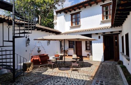 Antigua Guatemala Apartment | Beautiful Colonial Casita Quetzalli