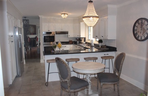 Colchester House | Beautiful Colonial with views of Lake Champlain,8 miles from downtown Burlington