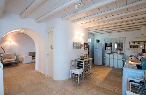 Panormos Villa | Beautiful Comfy Villa at Panormos Mykonos