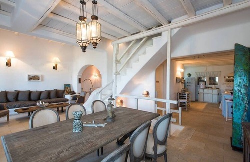 Panormos Villa | Beautiful Comfy Villa at Panormos Mykonos
