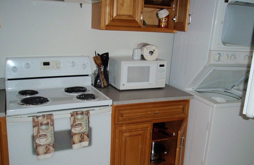 Williams Town House | Beautiful, Completely Renovated, Oceanfront Town homes 2 & 3 Bedrooms