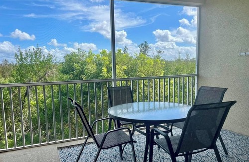 Biggar Condo | Beautiful Condo Close To Beaches