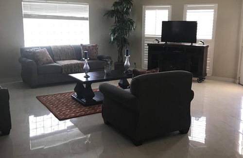 Bahama Reef Condo | Beautiful Condo in the sunny Bahamas with awesome vistas.