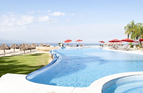 Olimpica Apartment | BEAUTIFUL CONDO VIEW TO THE SEA AND TO THE MOUNTAINS PUERTO VALLARTA BVG