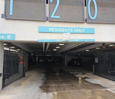 Downtown San Antonio Apartment | Beautiful Condo on Riverwalk w King Ste Free Parking Pet friendly centrally Located on the Riverwalk