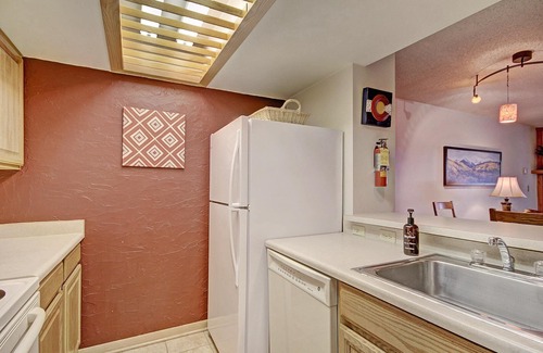 East Village at Copper Condo | Beautiful Condo with hot tub, Ski Out Your Back Door! FP202