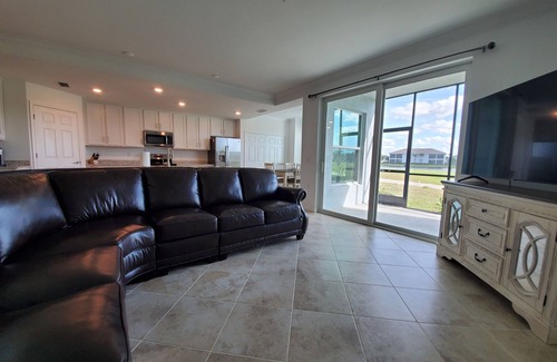 Punta Gorda Condo | Beautiful condo with great view on 17th hole and large kitchen