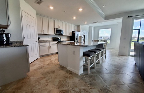 Punta Gorda Condo | Beautiful condo with great view on 17th hole and large kitchen