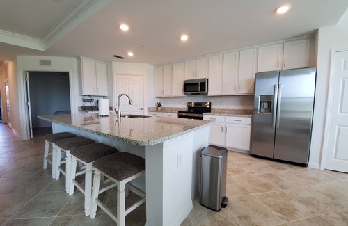 Punta Gorda Condo | Beautiful condo with great view on 17th hole and large kitchen