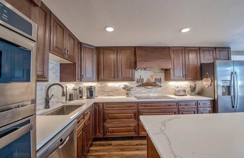 Dillon Condo | Beautiful Condo with Lake and Mountain View's right in the heart of Dillon