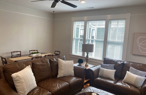 Thomas Square Condo | Beautiful Condo with walking distance to Forsyth park