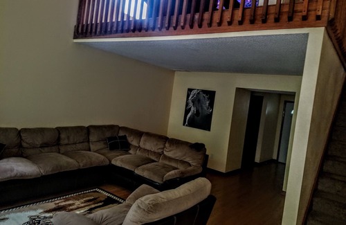 Wayne House | Beautiful contemporary home close to different restaurants and stores...
