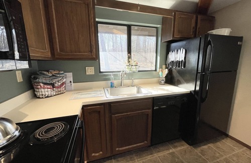 The Woods Cabin | Beautiful Cottage At 'the Woods' Resort, Golf, Spa, Swimming & Resort Amenities