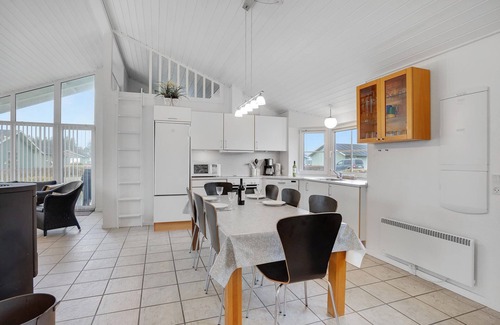 Houstrup House | Beautiful cottage in the vacation center Seawest.
