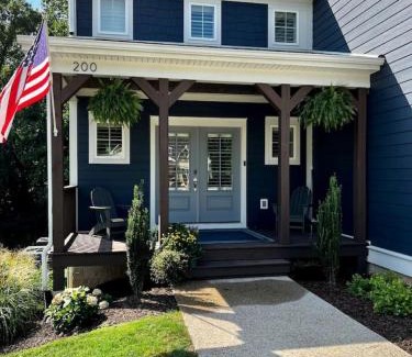 Tullahoma House | Beautiful cottage next to Tims Ford Lake
