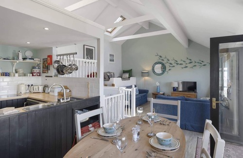 Polruan House | Beautiful Cottage on the Water Front, Polruan
