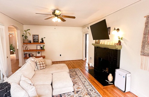 Pendleton King House | Beautiful cottage style home! 4 miles from the Augusta National!