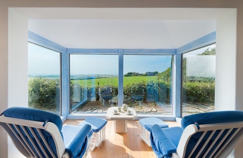 Bude Cottage | Beautiful Cottage with Stunning Sea Views,Pet friendly,3mins to beach,EV charger