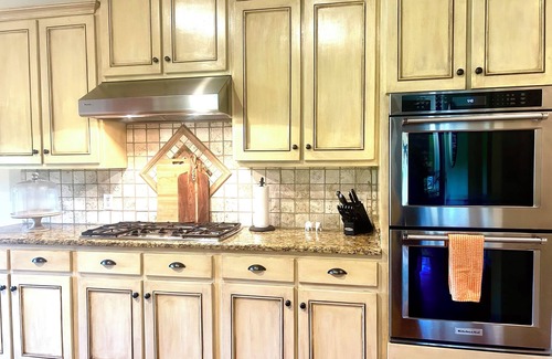 Mount Meigs House | Beautiful Country Chateau on 6+ Private Acres