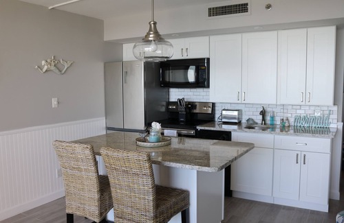 Myrtle Beach Condo | Beautiful Couples getaway! 1BR, 1BA. Coastal decor, and upgrades.