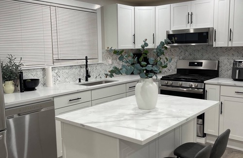New Rochelle Apartment | Beautiful & Cozy Apartment