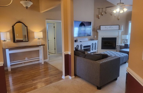 Houston County House | Beautiful Cozy Family Villa