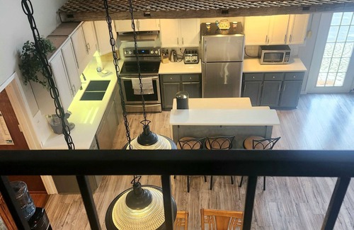 Picton Cottage | Beautiful, Cozy, Garden Cottage in Bloomfield.nPerfect for a Fall getaway!