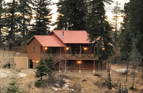Cloudcroft Cabin | Beautiful & Cozy Mountain Cabin- less than 5 mins to Burro Street