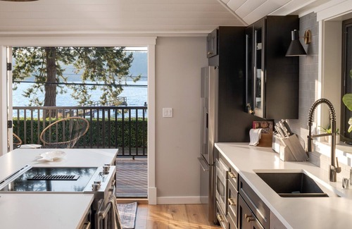 Bainbridge Island House | Beautiful Crystal Springs - Private Beach & Views