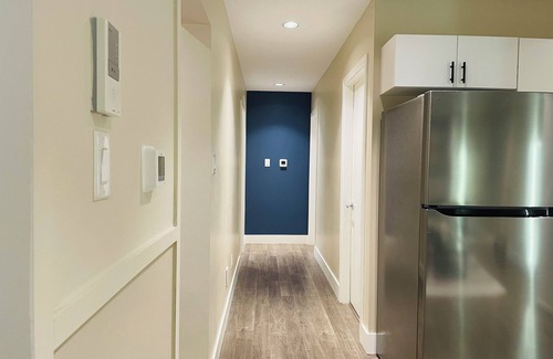 Dundarave House | Beautiful Crystal Energy Suite/4min sea/20min downtown/welcome Pets