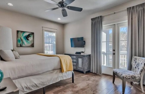 Crystal Shores House | Beautiful Crystal Home Steps to the Beach, Pool