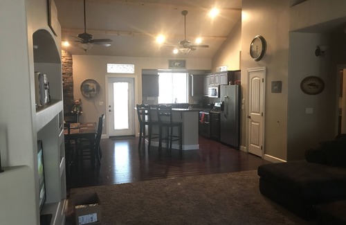Pinetop House | Beautiful Custom Home in the Pinetop Country Club Area with free Wi-Fi