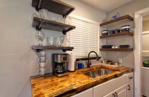 Flagstaff Apartment | Beautiful Dale Den, Downtown Flagstaff