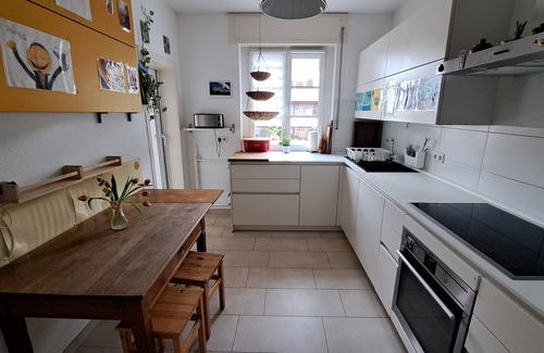 Unterwiehre-Sud Apartment | Beautiful apartment with good connections to the city center