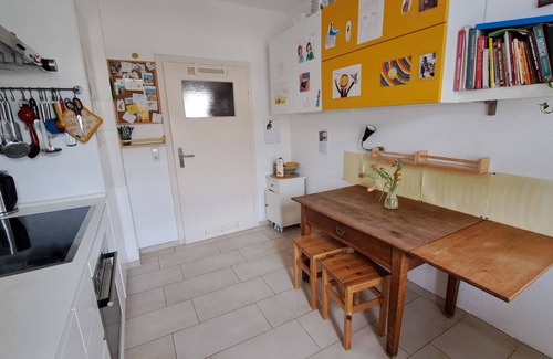 Unterwiehre-Sud Apartment | Beautiful apartment with good connections to the city center