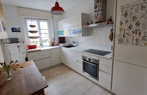 Unterwiehre-Sud Apartment | Beautiful apartment with good connections to the city center