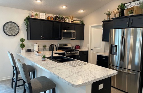 Wildwood House | Beautiful Dog-Friendly Villa in Hammocks at Fenney w/BBQ Grill & Golf Cart