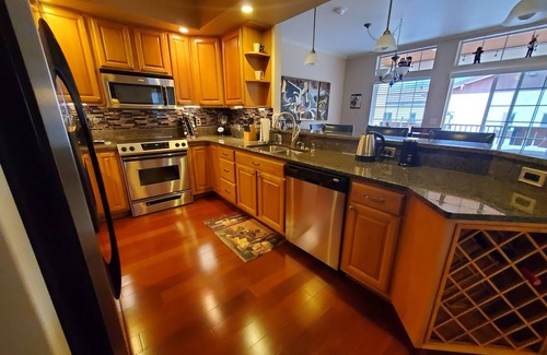 Leavenworth Condo | Beautiful Downtown Leavenworth Condo