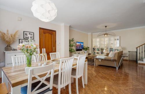 Torreblanca Apartment | Beautiful duplex apartment in Fuengirola