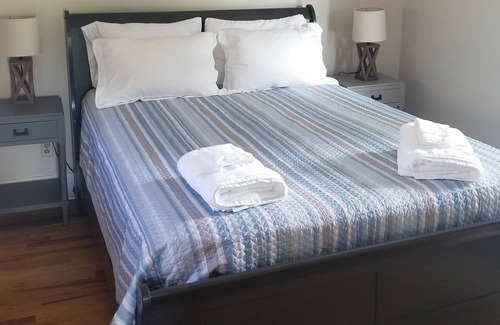 Salamanca Apartment | Beautiful Ellicottville Scenic Farmhouse minutes from Town!
