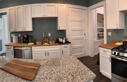 Eastside House | Beautiful Entire Corner house, fireplaces Near SU