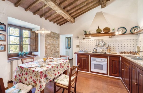 Monteroni d'Arbia House | Beautiful farmhouse, completely restored and transformed into comfortable accommodation, ideal for a