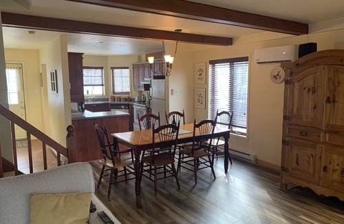 Mont-Tremblant Ski Chalet | Beautiful Family And Pet-Friendly Cottage In Pinoteau Village, Mont-tremblant.