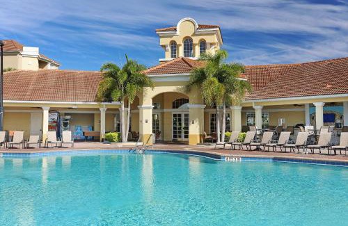Florida Central Atlantic Coast Apartment | Beautiful Family Townhome, Near The Parks - 8000-104