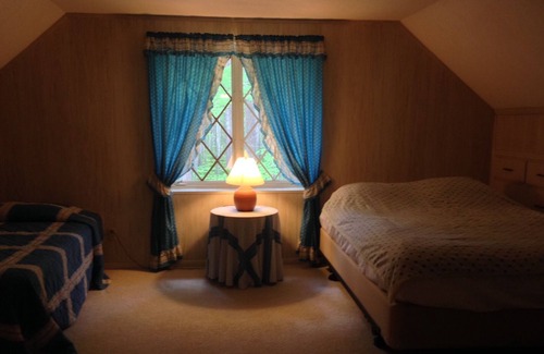 Frederic Cottage | Beautiful Family Winter Ski Cottage. Located on a private lake.